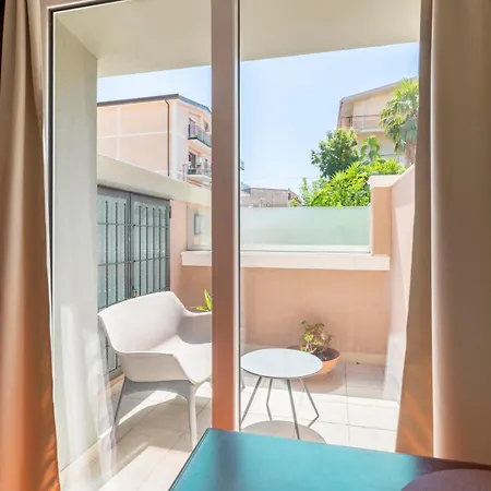 Pensión Dimore Morelli 4*