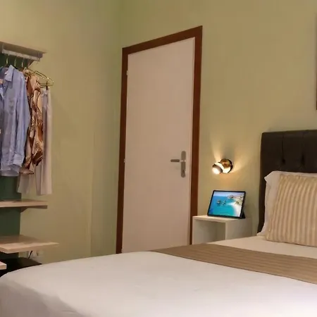 Guest house Dimore Morelli 4*